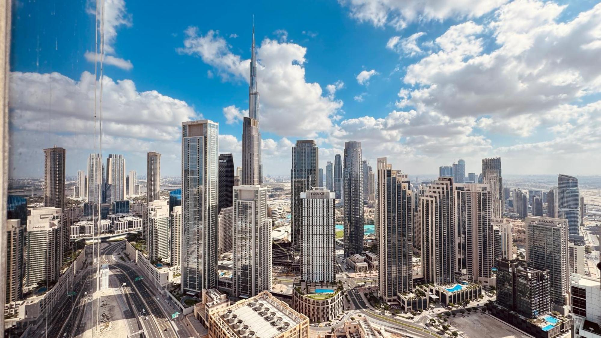 Paramount Tower Hotel And Residences With Infinity Sky Pool Dubaj Exteriér fotografie